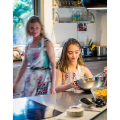 Lazybones Create Milly Apron Kit - Adult