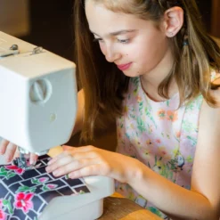 Lazybones Milly Apron Kit - Child