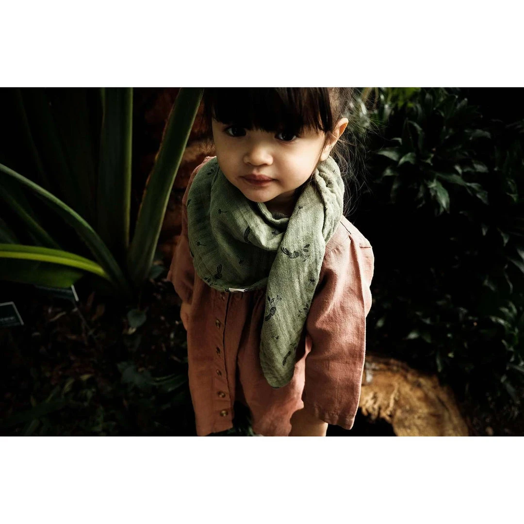 Poudre Organic Accessories Organic Muslin Menthe Scarf - Oil Green Peacock Motif 5 Poudre Organic Accessories Organic Muslin Menthe Scarf - Oil Green Peacock Motif